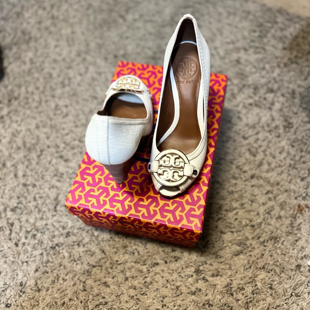 TORY BURCH AMANDA HIGH OPEN TOE WEDGE